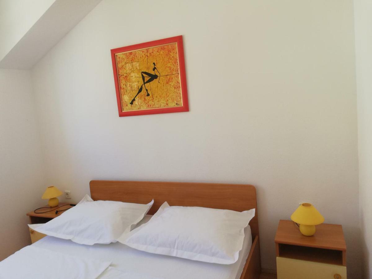 Apartmani Marija Primosten Exterior photo